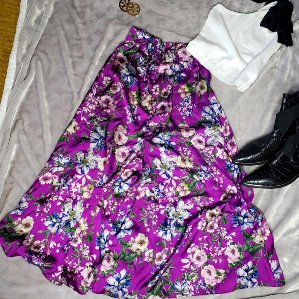 Zara Floral Purple Skirt - Picture 2 of 7